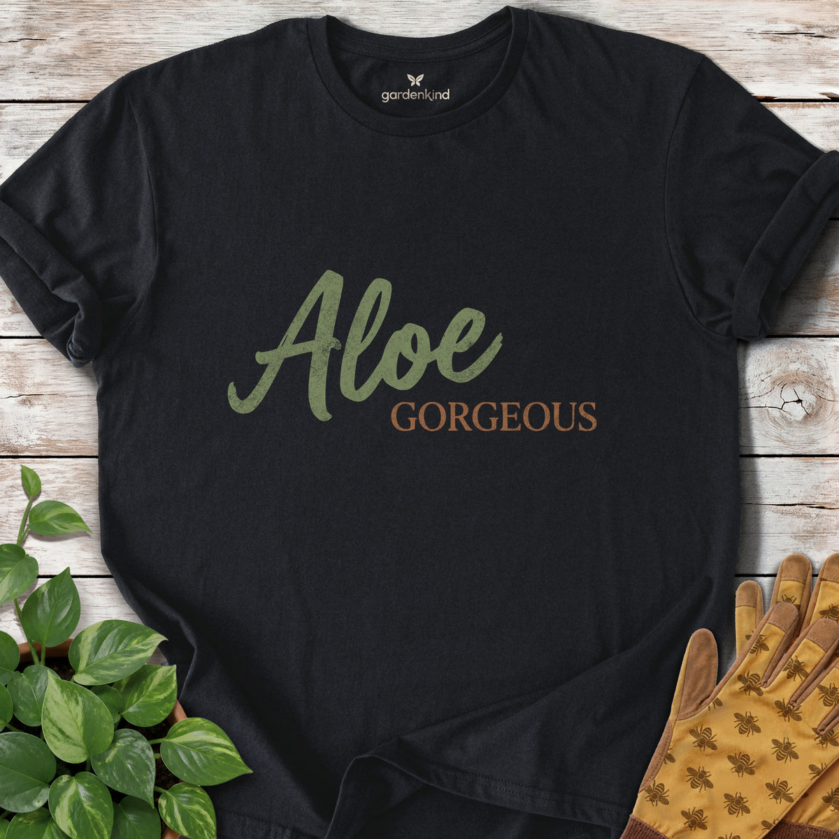 Aloe Gorgeous Tee, Black