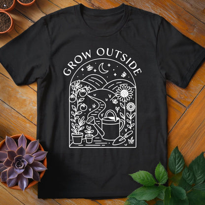 Grow Outside Tee T-Shirt Black / S