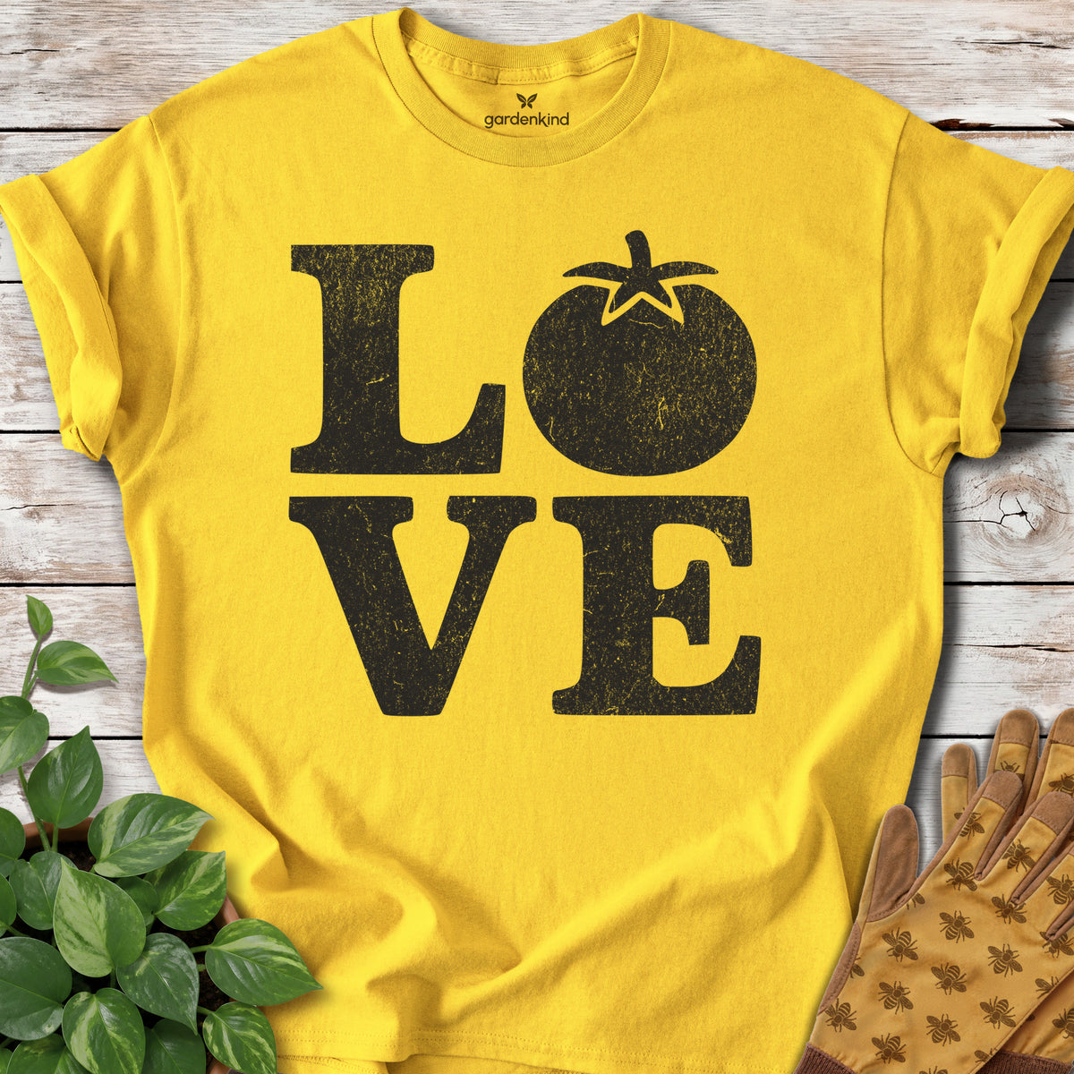 LOVE Tomatoes Tee, Daisy