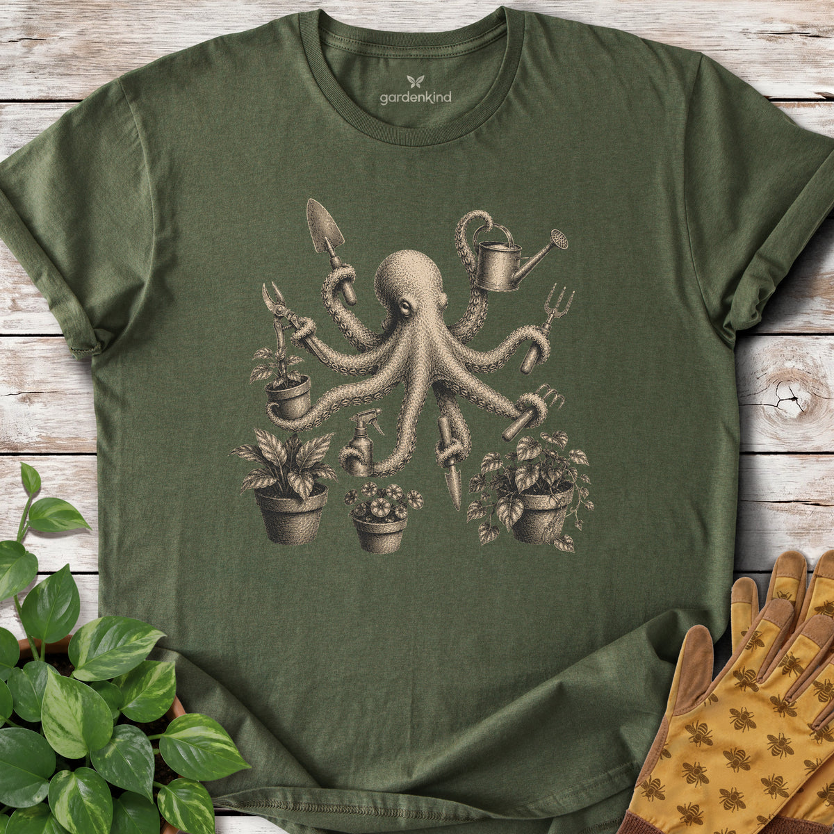 Octopus Gardener Tee, Military Green