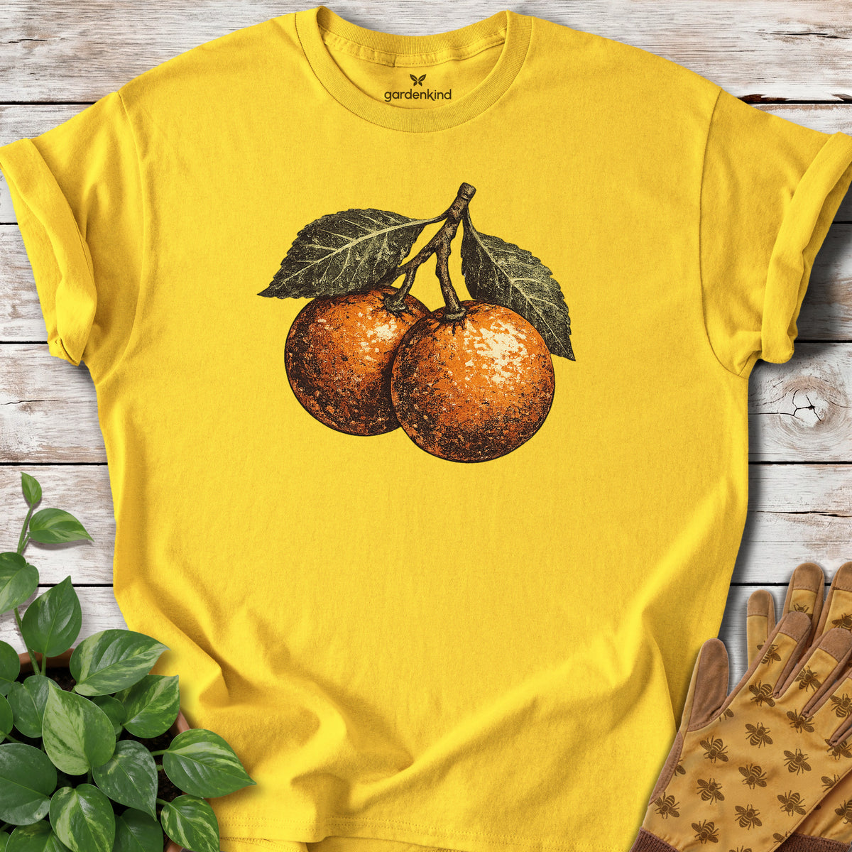 Oranges Tee, Daisy