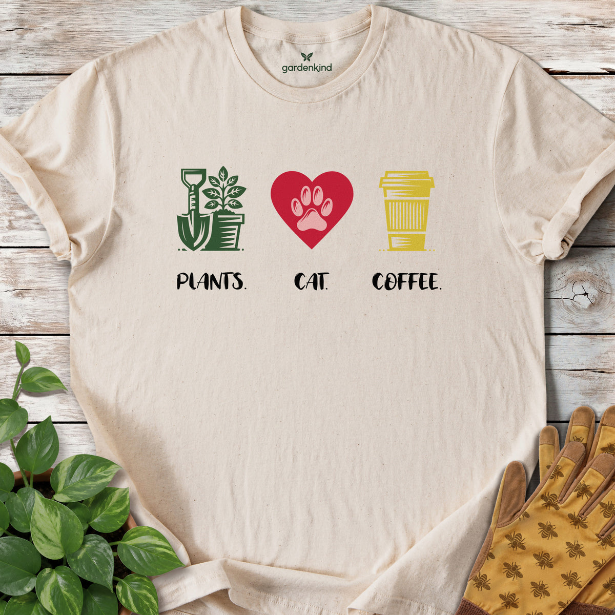 Plants. Cat. Coffee. Tee, Natural