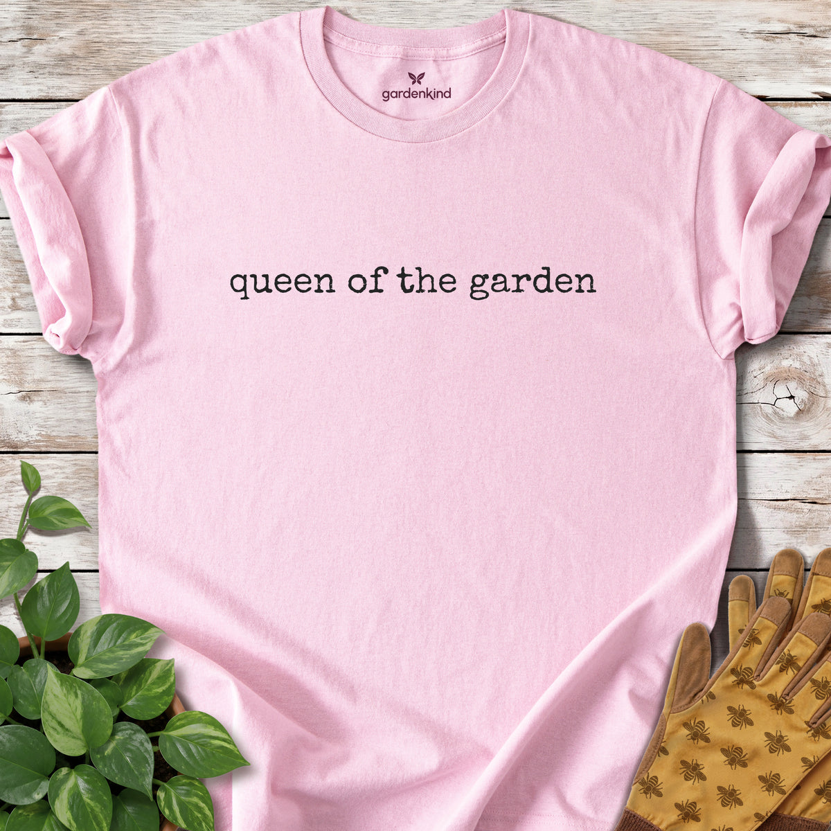 Queen of the Garden Tee, Light Pink