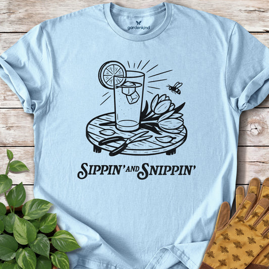 Sippin' and Snippin' Tee, Light Blue