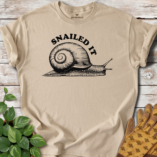 Snailed It Tee, Sand