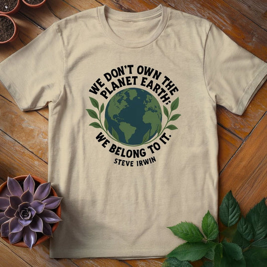 Steve Irwin Quote Tee T-Shirt Sand / S