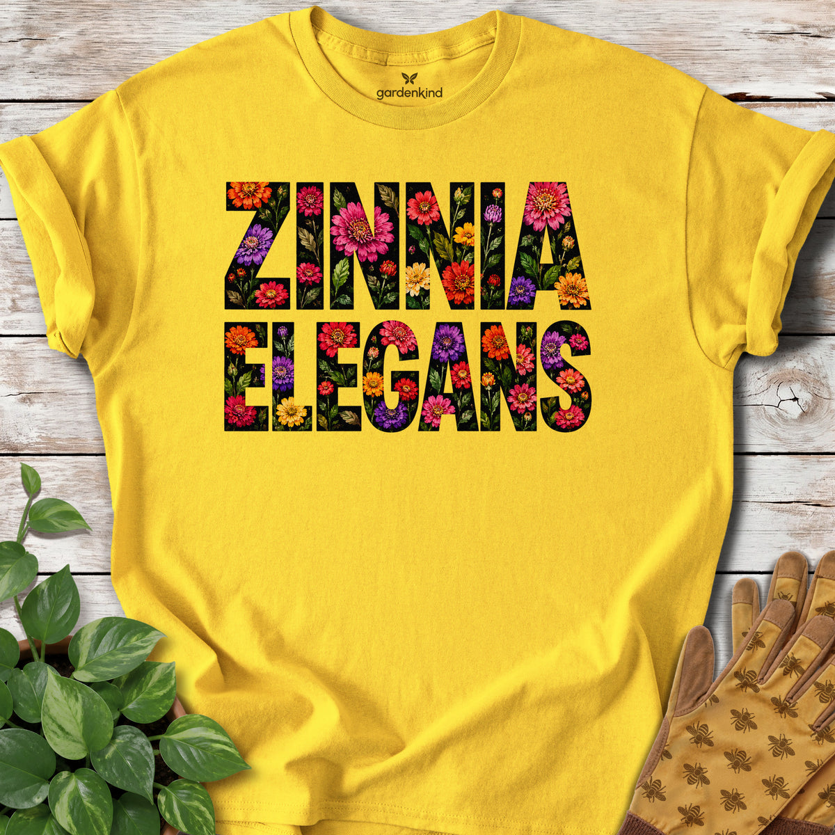 Zinnia Elegans Text Tee, Daisy